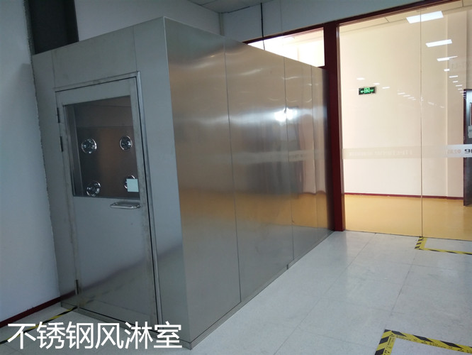 梧州風(fēng)淋室價(jià)格：?jiǎn)稳孙L(fēng)淋室的操作流程是什么？